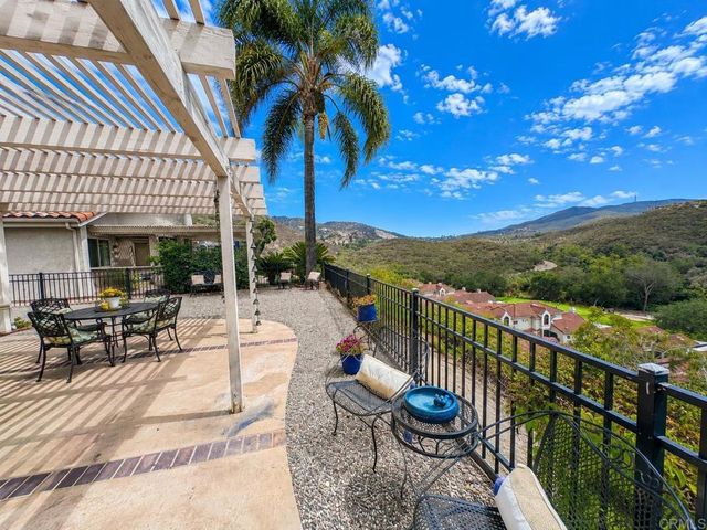 28758 Vista Valley Dr, Vista