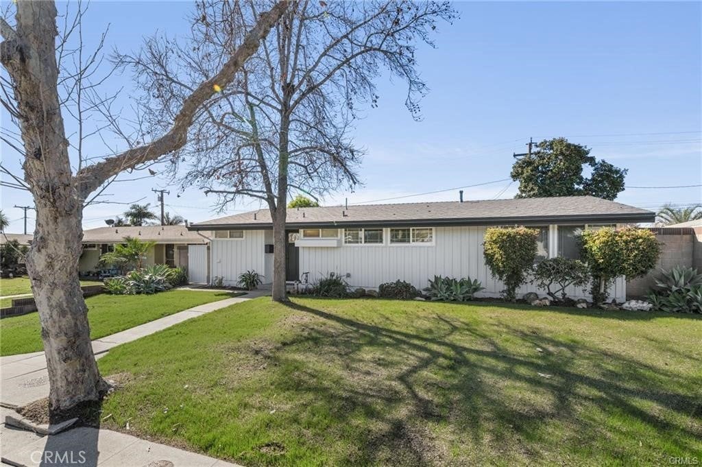 Photo of Listing #DW26069118