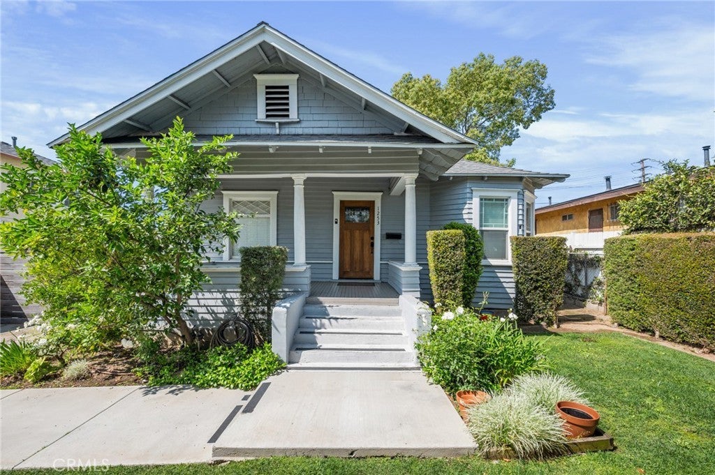 Photo of Listing #PV26066757