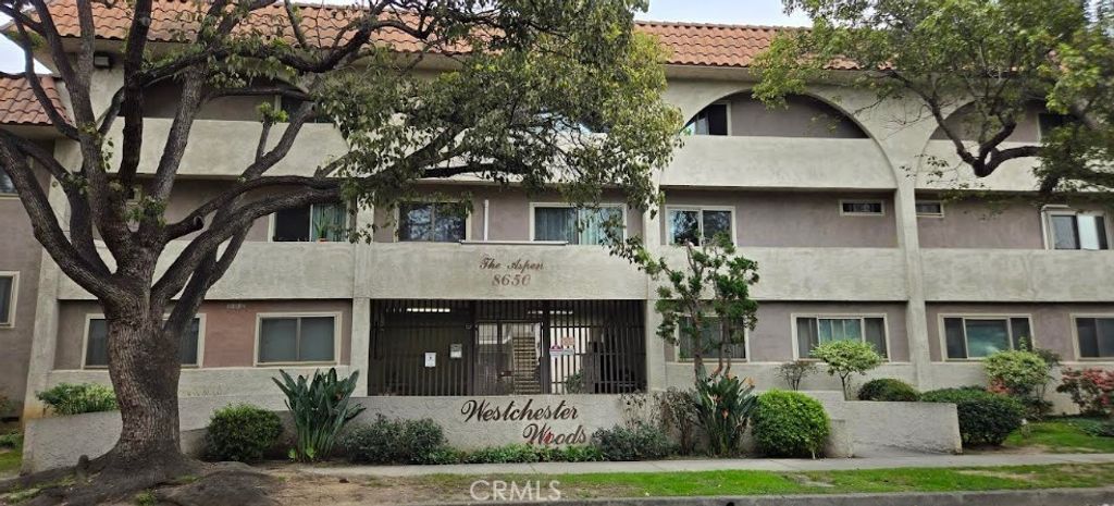 8650 Belford # 119a, Los Angeles