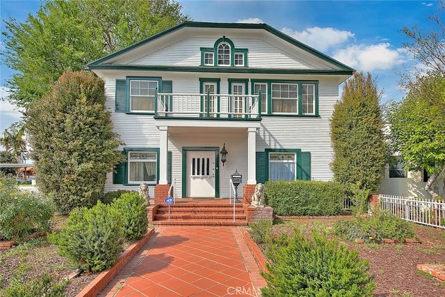 477 W Center, Covina