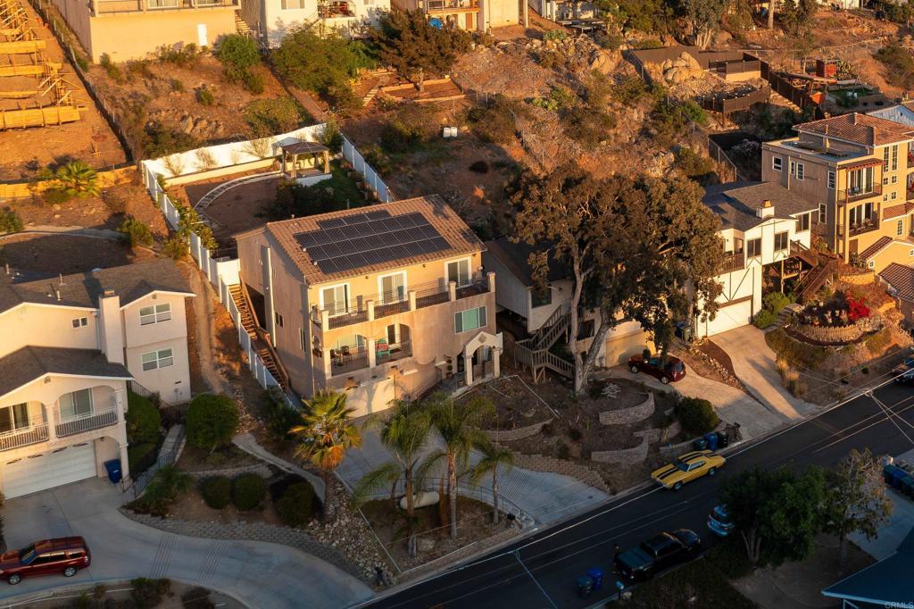 Photo of Listing #PTP2602408