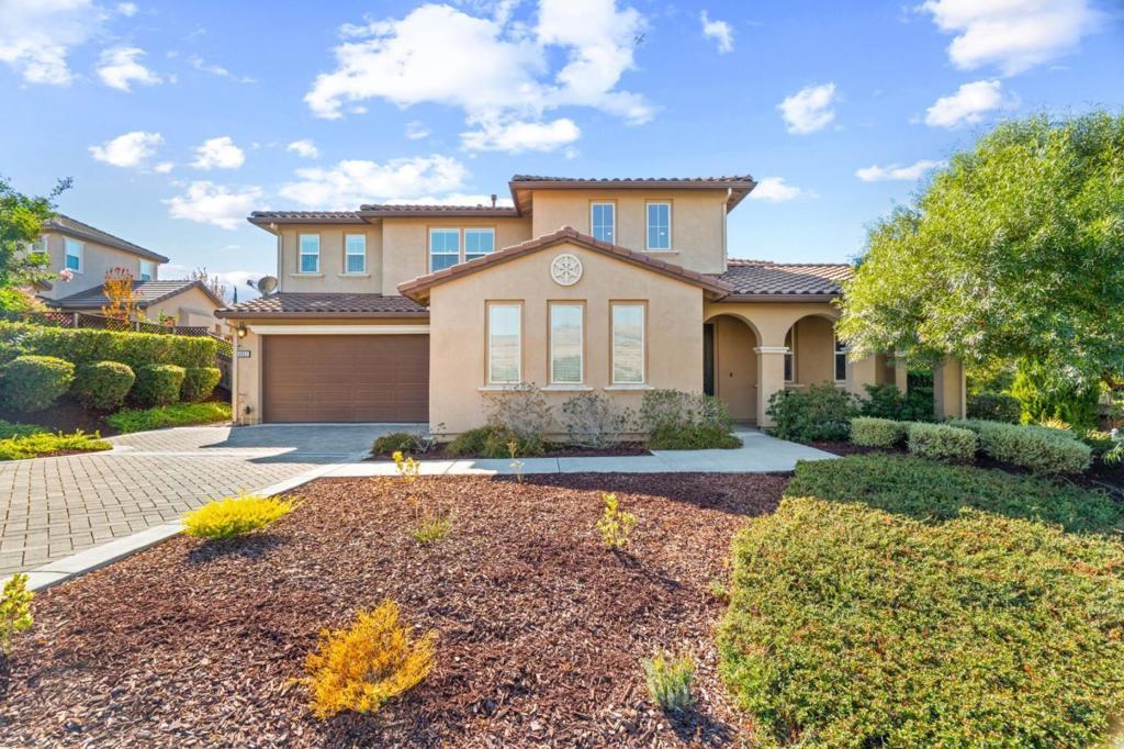 Photo of Listing #ML82039960