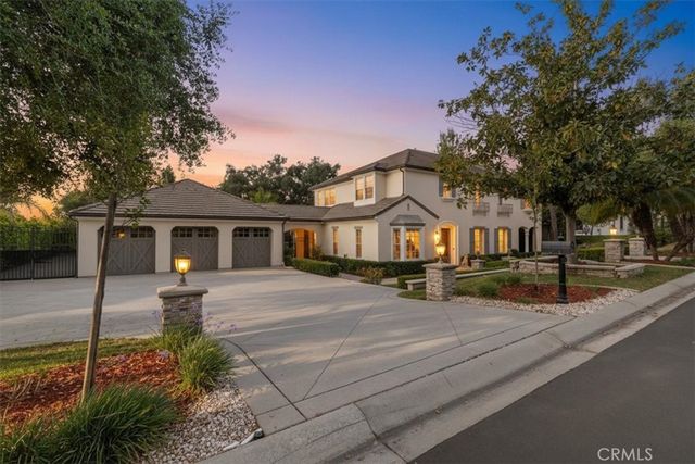 729 Carriage House Dr., Arcadia