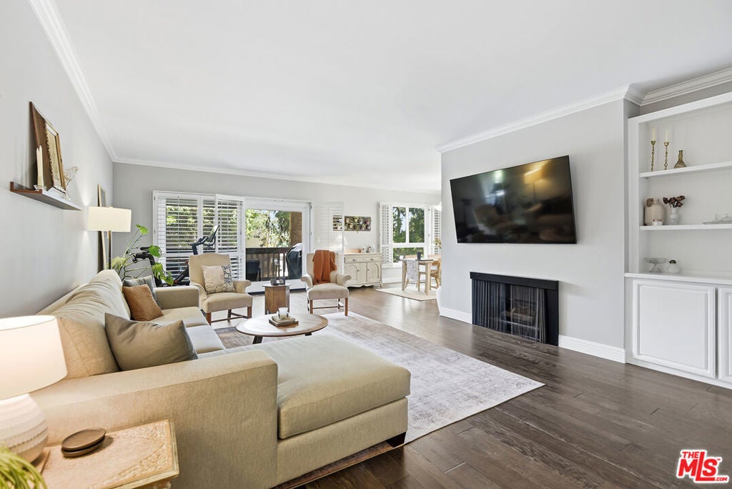 Photo of Listing #26668337