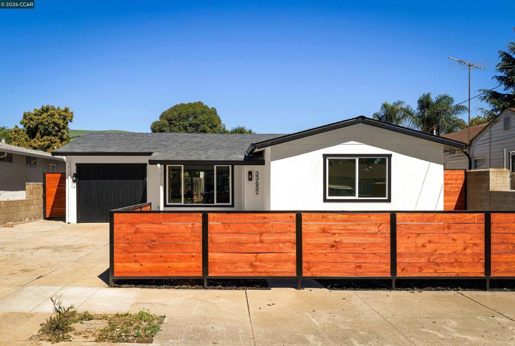 Photo of Listing #41129219