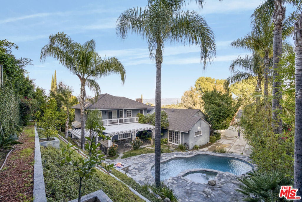 Photo of Listing #26672195