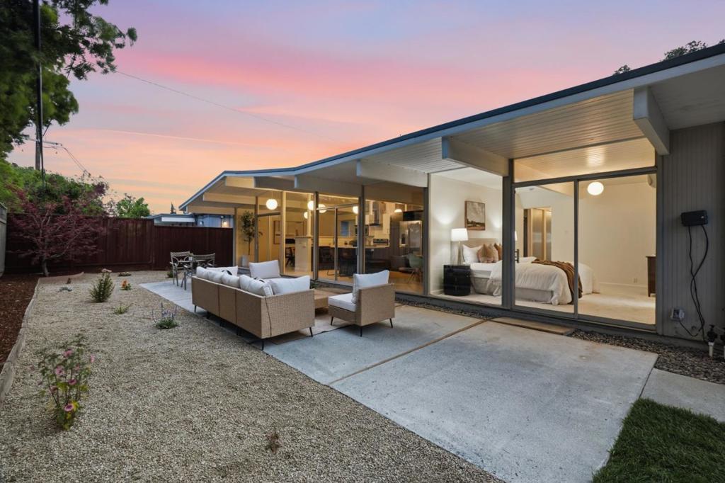 Photo of Listing #ML82041105