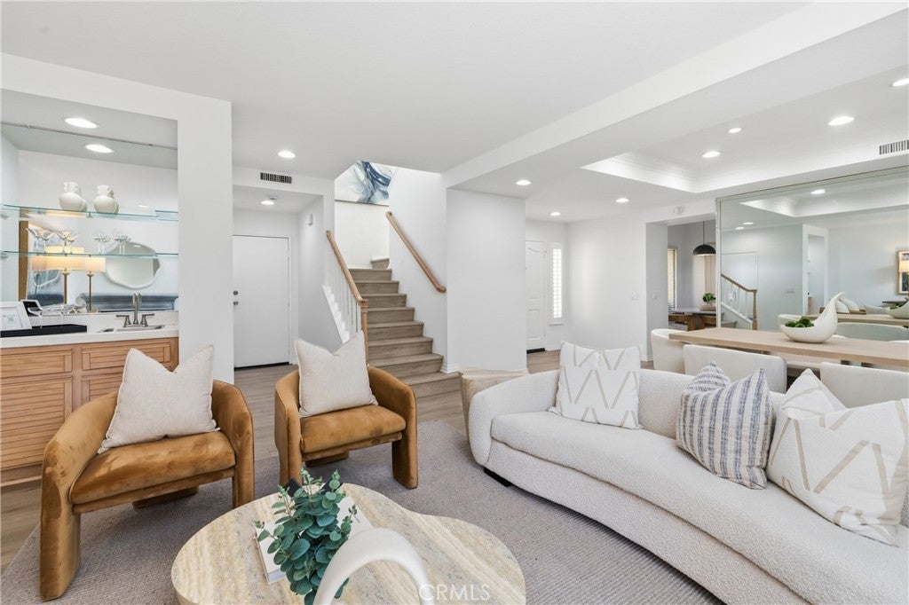 Photo of Listing #OC26065755