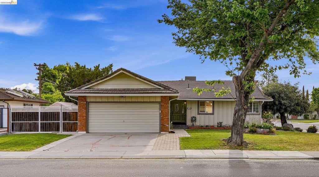 Photo of Listing #41129224