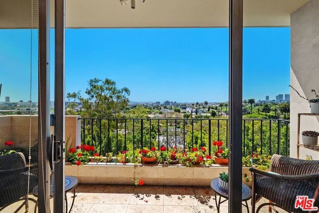 818 N Doheny Drive # 606, West Hollywood