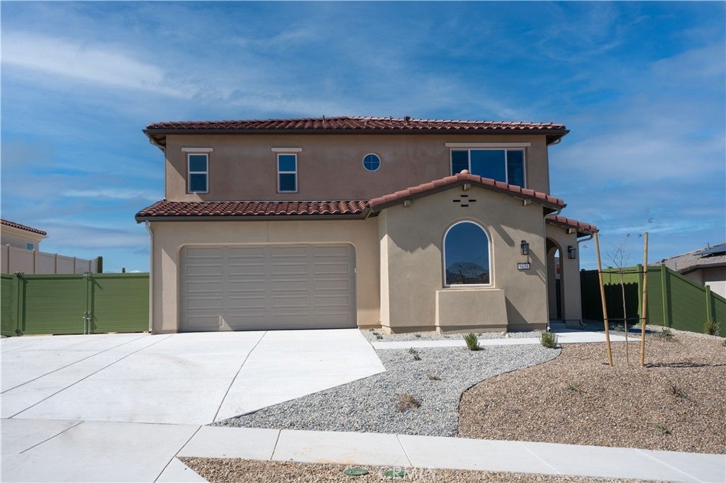 Photo of Listing #IV26060461