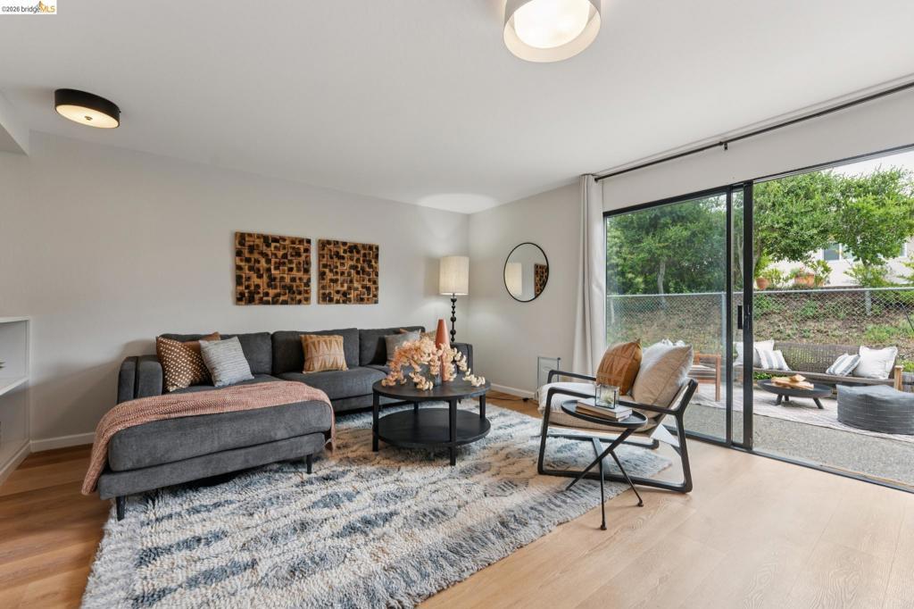 Photo of Listing #41129262