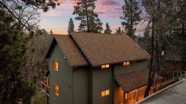 39517 Cline Miller Place, Fawnskin