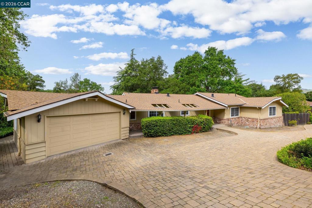 Photo of Listing #41129287