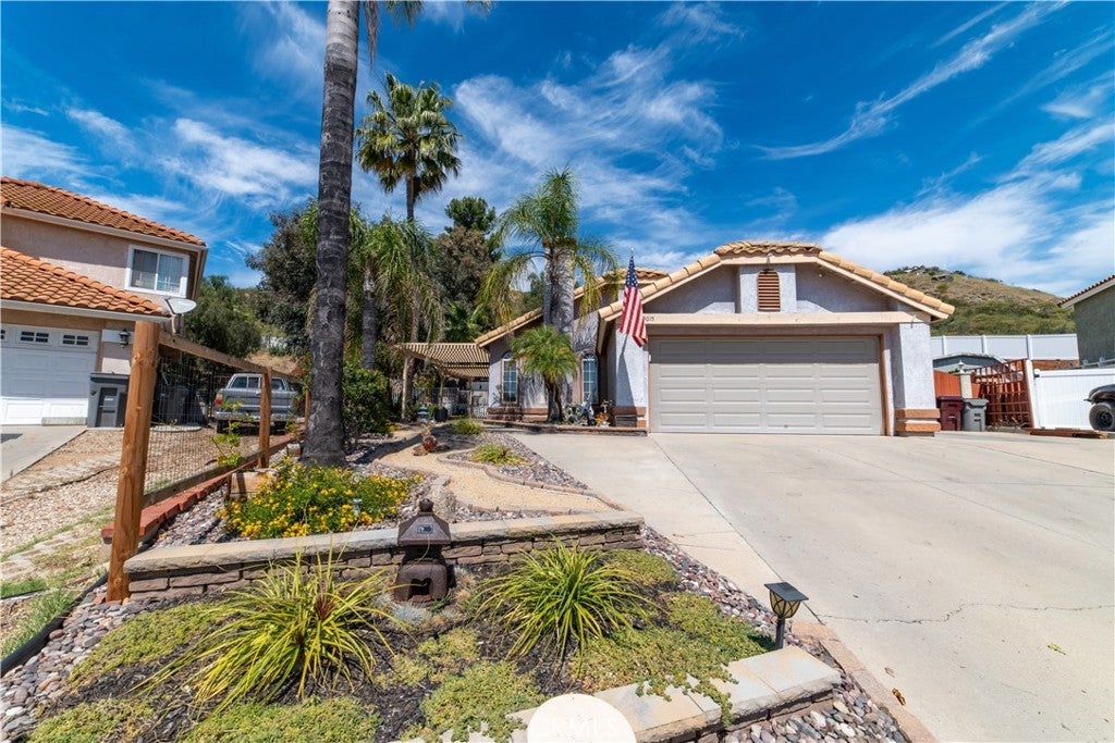 Photo of Listing #IV26058903