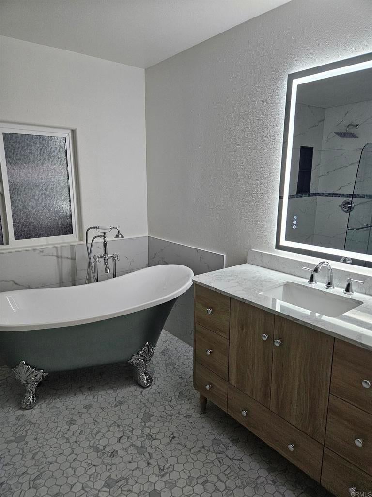 Photo of Listing #NDP2603123