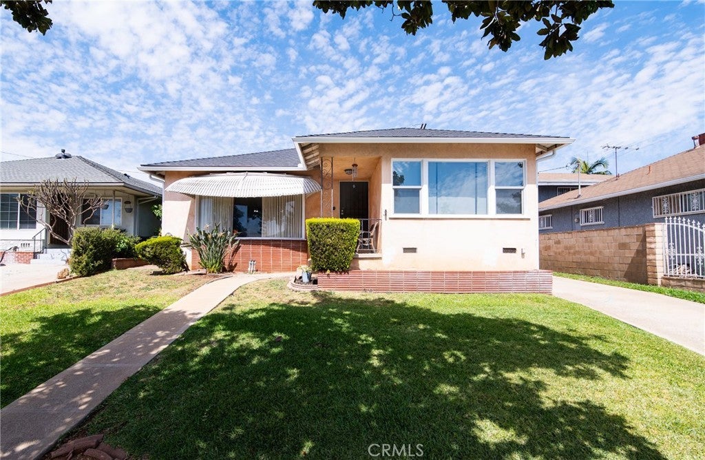 Photo of Listing #DW26070410