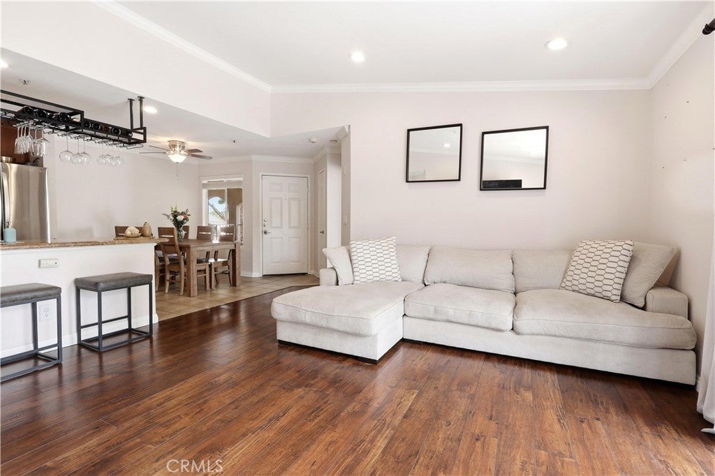 Photo of Listing #CV26070312