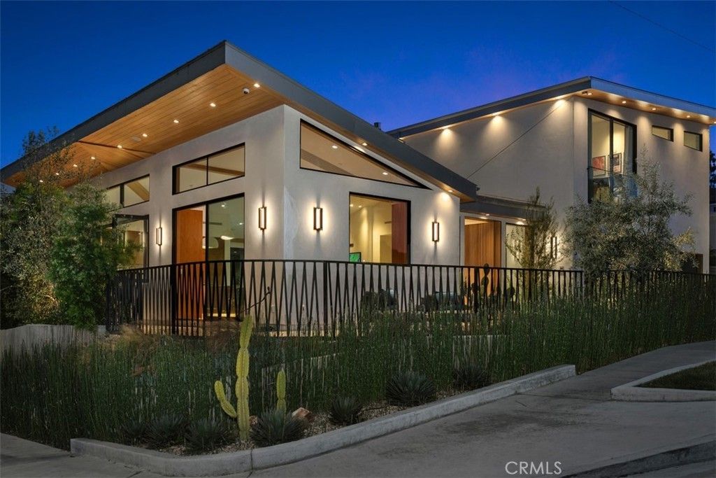 2398 Redlands Drive, Newport Beach