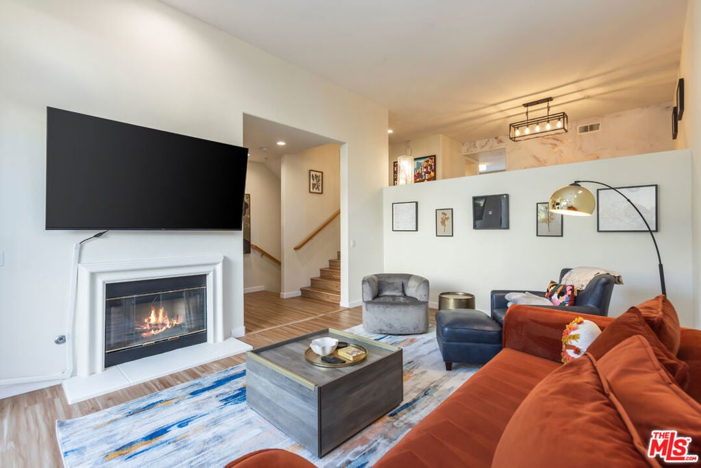 Photo of Listing #26671749