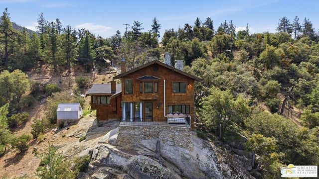 54620 Crest Drive, Idyllwild