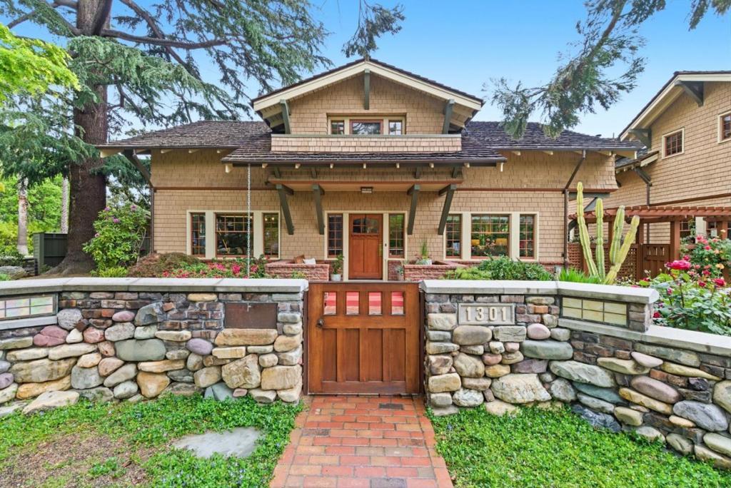 Photo of Listing #ML82035413