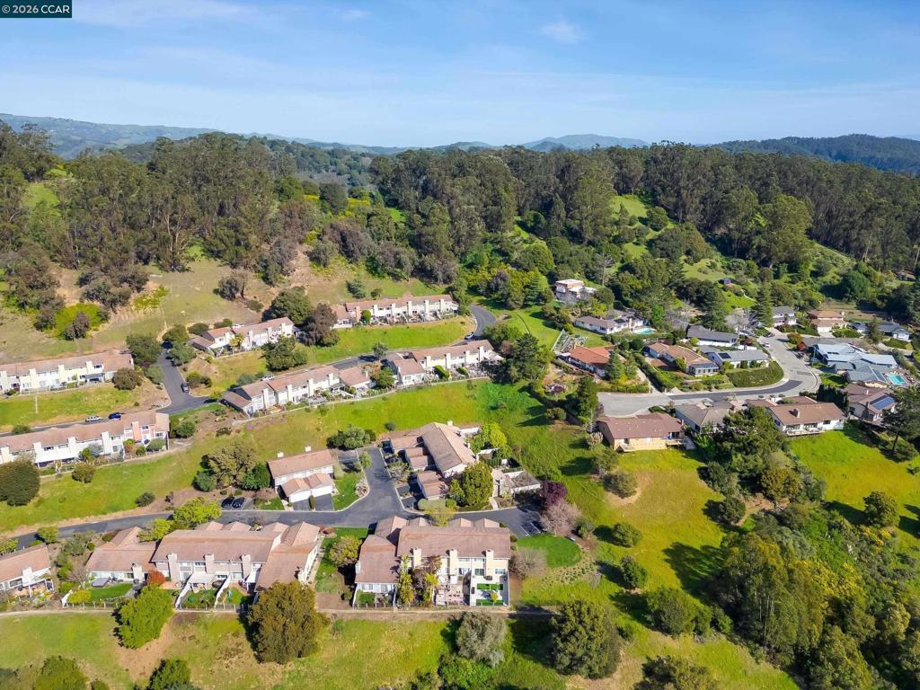 Photo of Listing #41129395