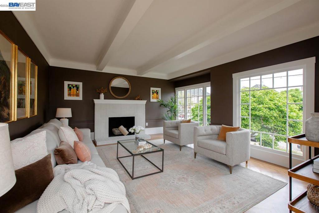 Photo of Listing #41129410