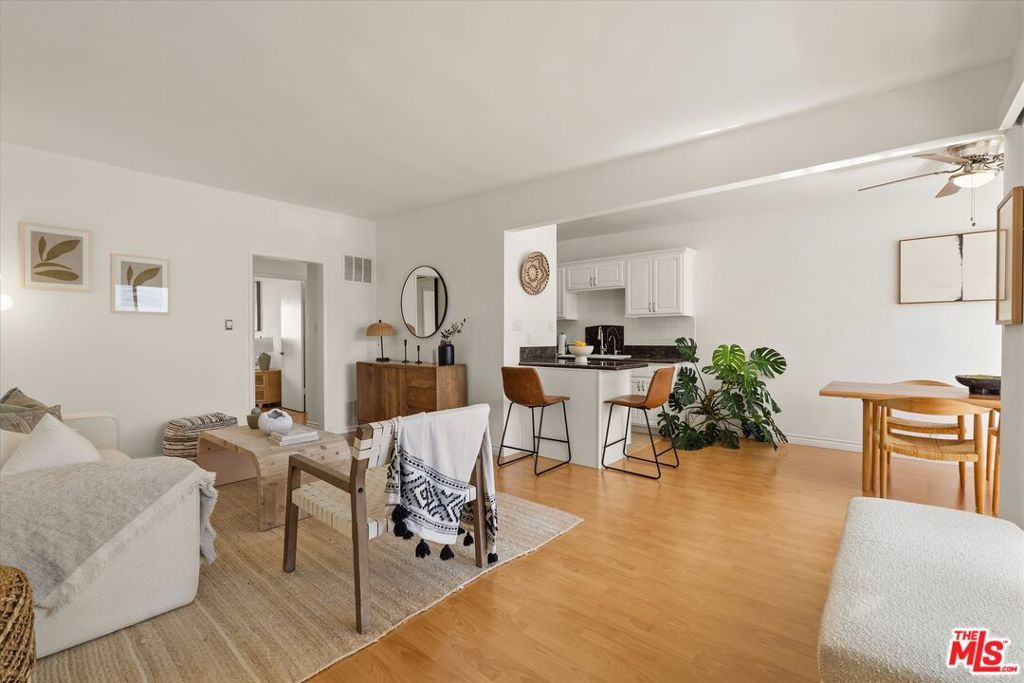 Photo of Listing #26672105