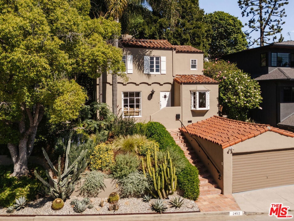 Photo of Listing #26672377