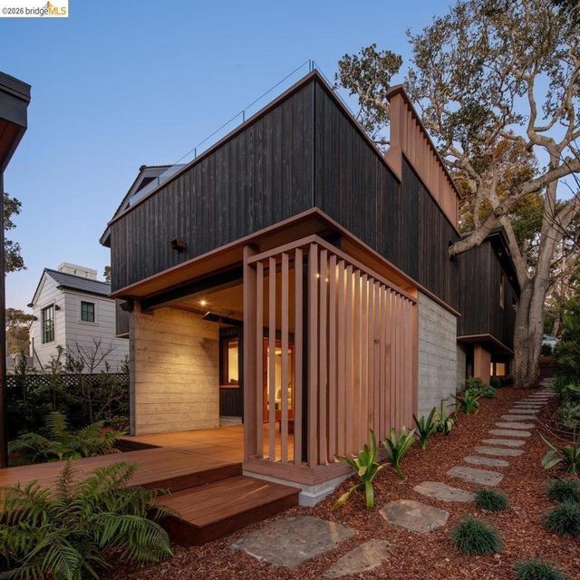 Casanova 9nw Of Ocean Ave, Carmel