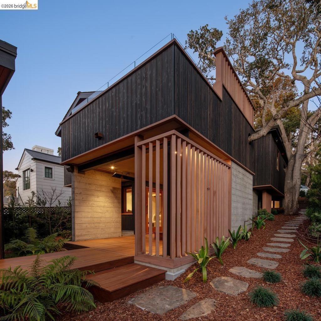 Photo of Listing #41129426