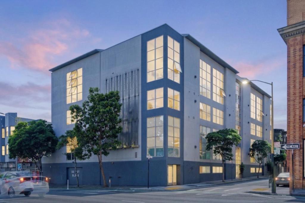 Photo of Listing #ML82041361