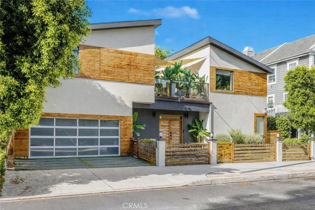 Photo of Listing #SR26070255