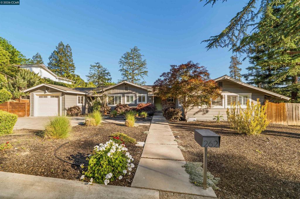 Photo of Listing #41129453