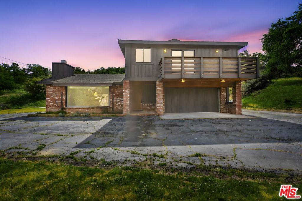 Photo of Listing #26672803