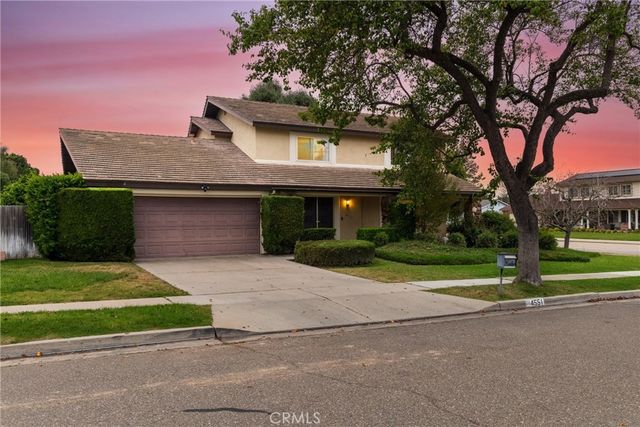 4551 Brighton, Santa Maria
