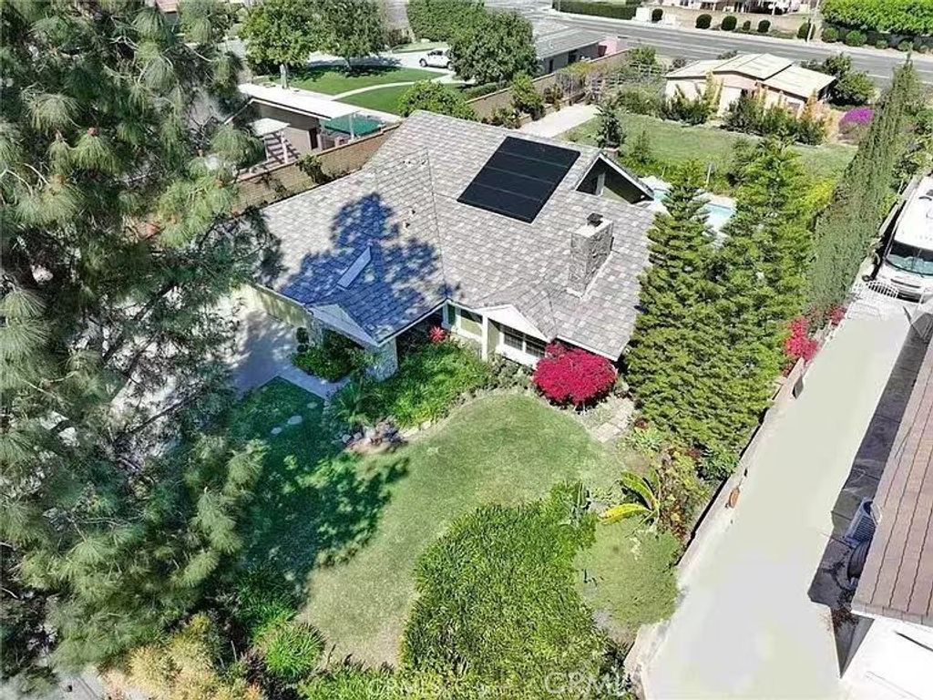 17021 Rosebud, Yorba Linda
