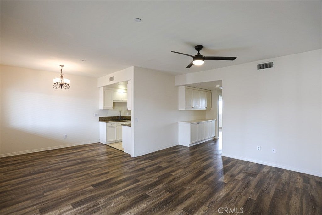 Photo of Listing #OC26071467