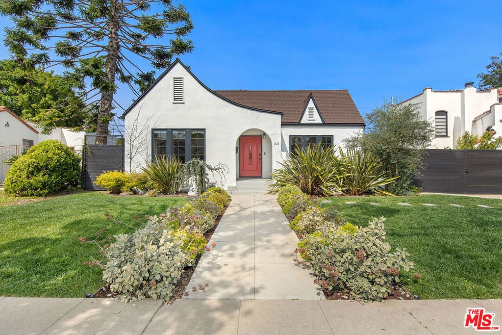 Photo of Listing #26671095