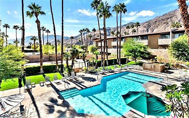 467 S Calle El Segundo # D3, Palm Springs