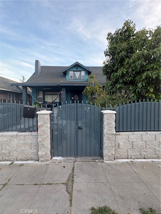 1046 W 49th, Los Angeles