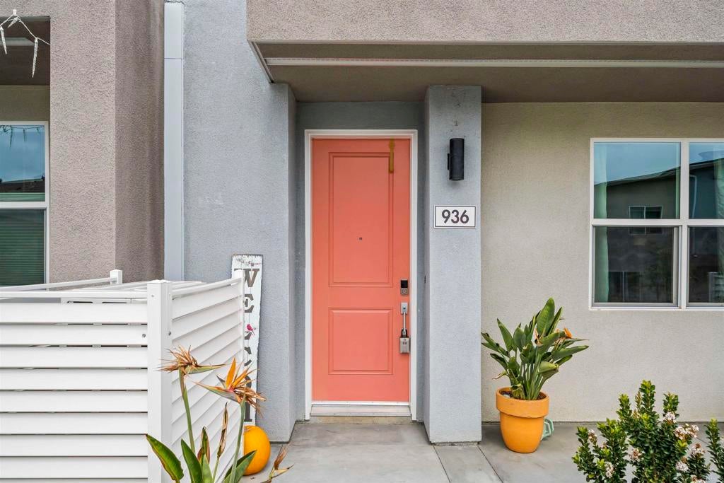 Photo of Listing #PTP2602475