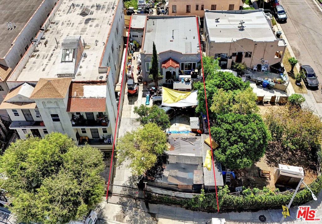 Photo of Listing #26672991