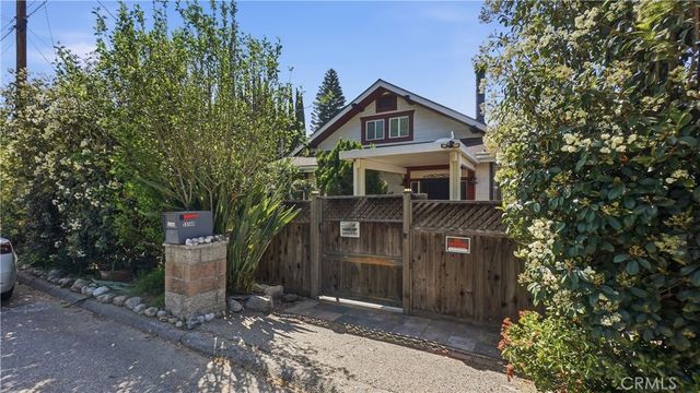 10568 Foothill, Sylmar