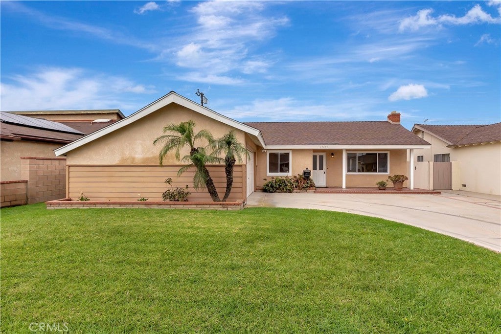 Photo of Listing #OC26071625