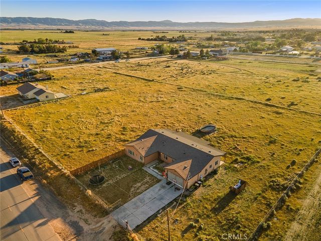 47867 80th W, Lancaster