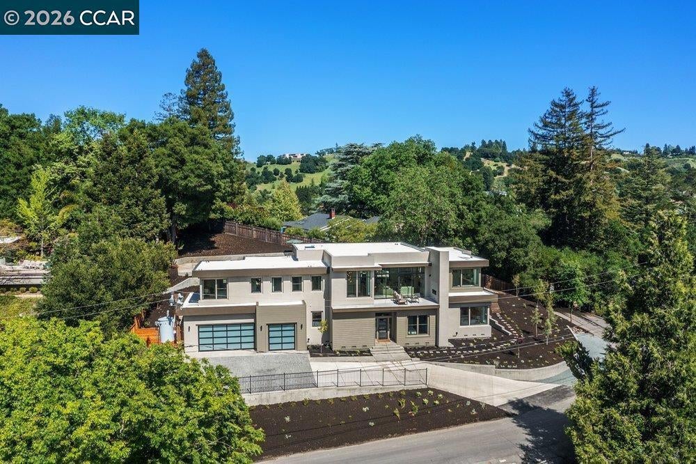 Photo of Listing #41129571