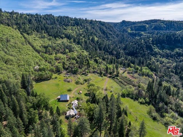 20441 Cove Road, Montgomery Creek